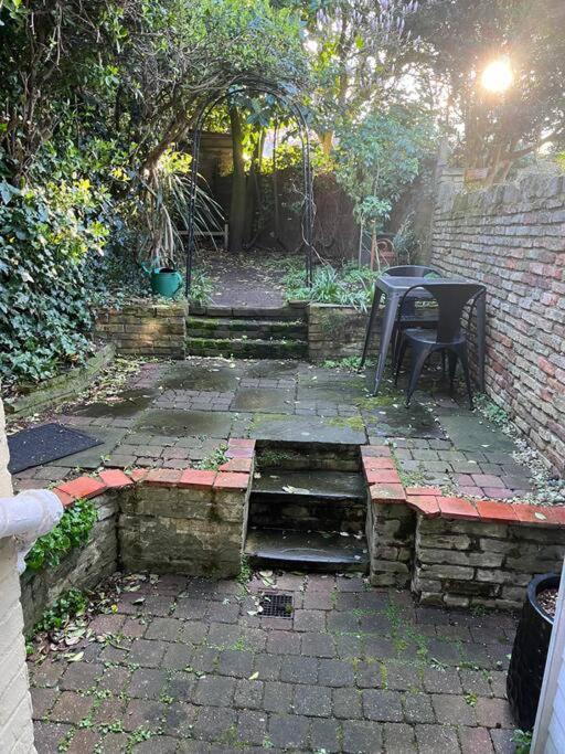 Historic Town Centre Cottage Bury St. Edmunds Экстерьер фото