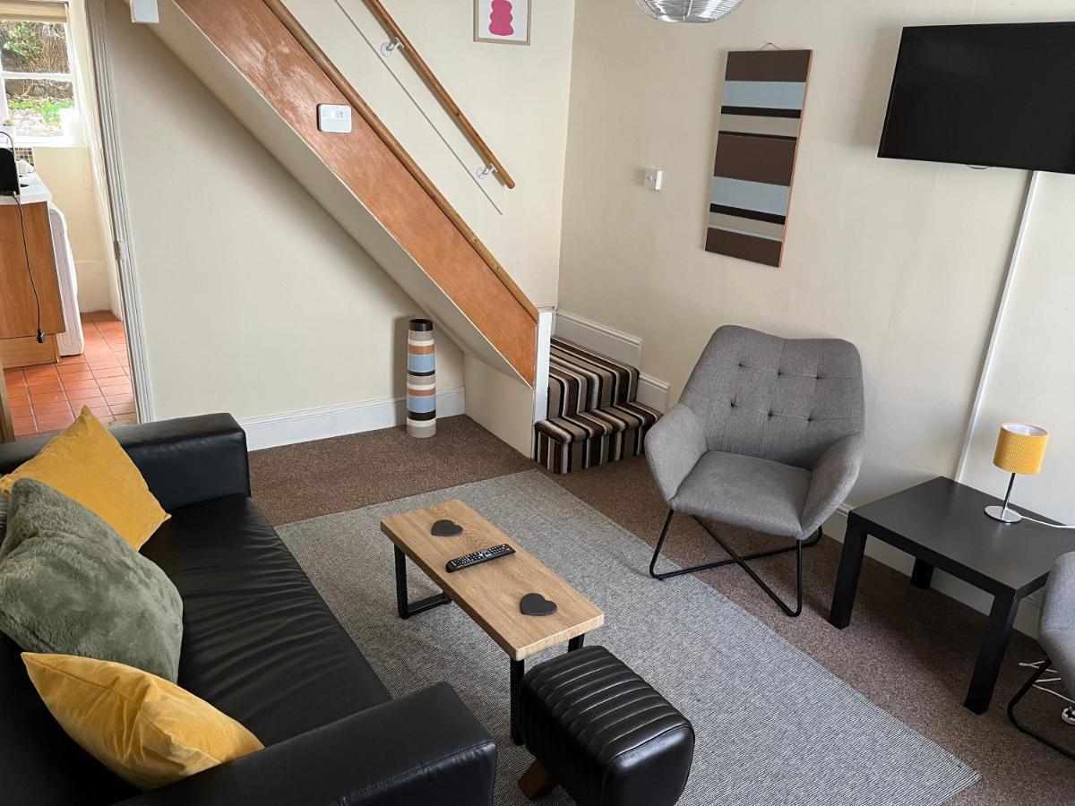 Historic Town Centre Cottage Bury St. Edmunds Экстерьер фото