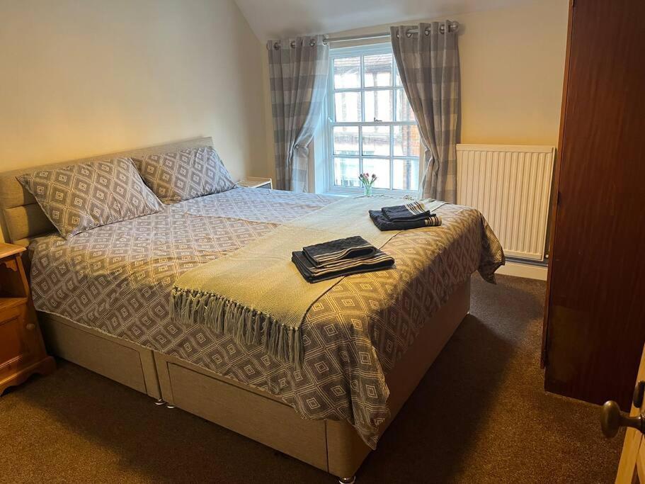 Historic Town Centre Cottage Bury St. Edmunds Экстерьер фото